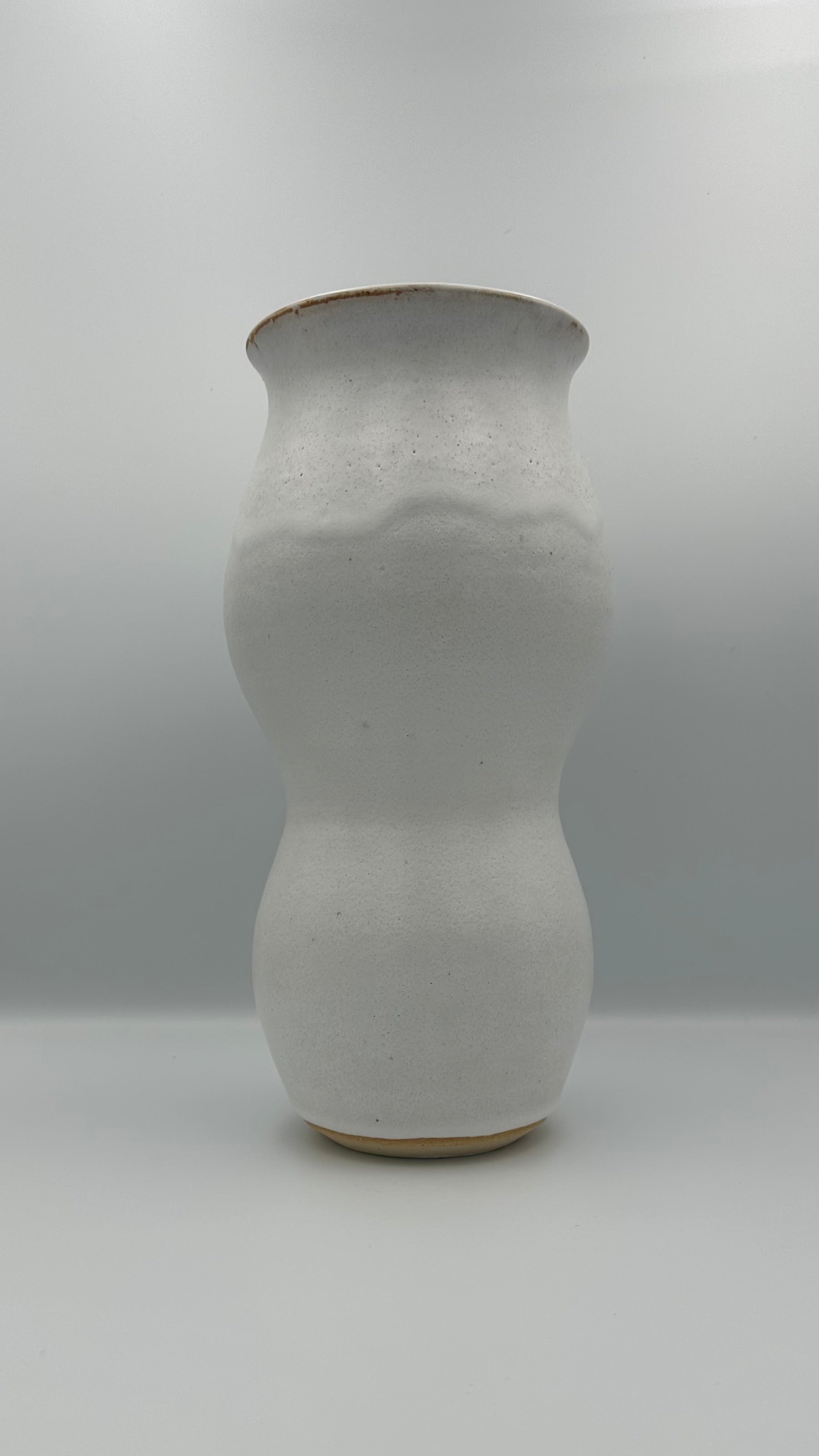 Bulbous Vase - Speckled White