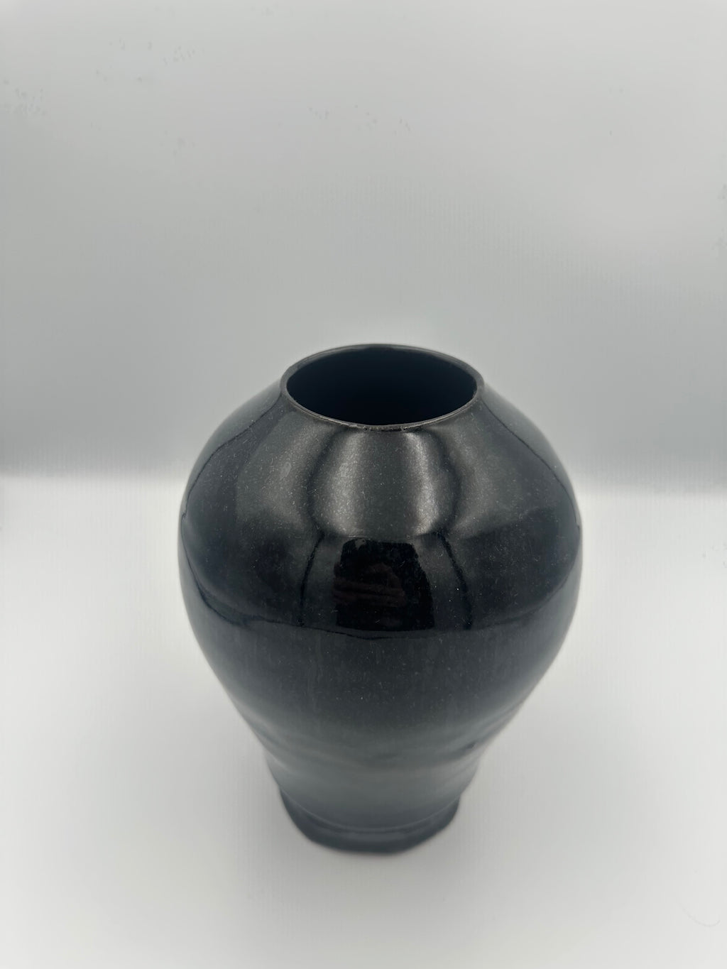 Bud Vase - Glossy Black