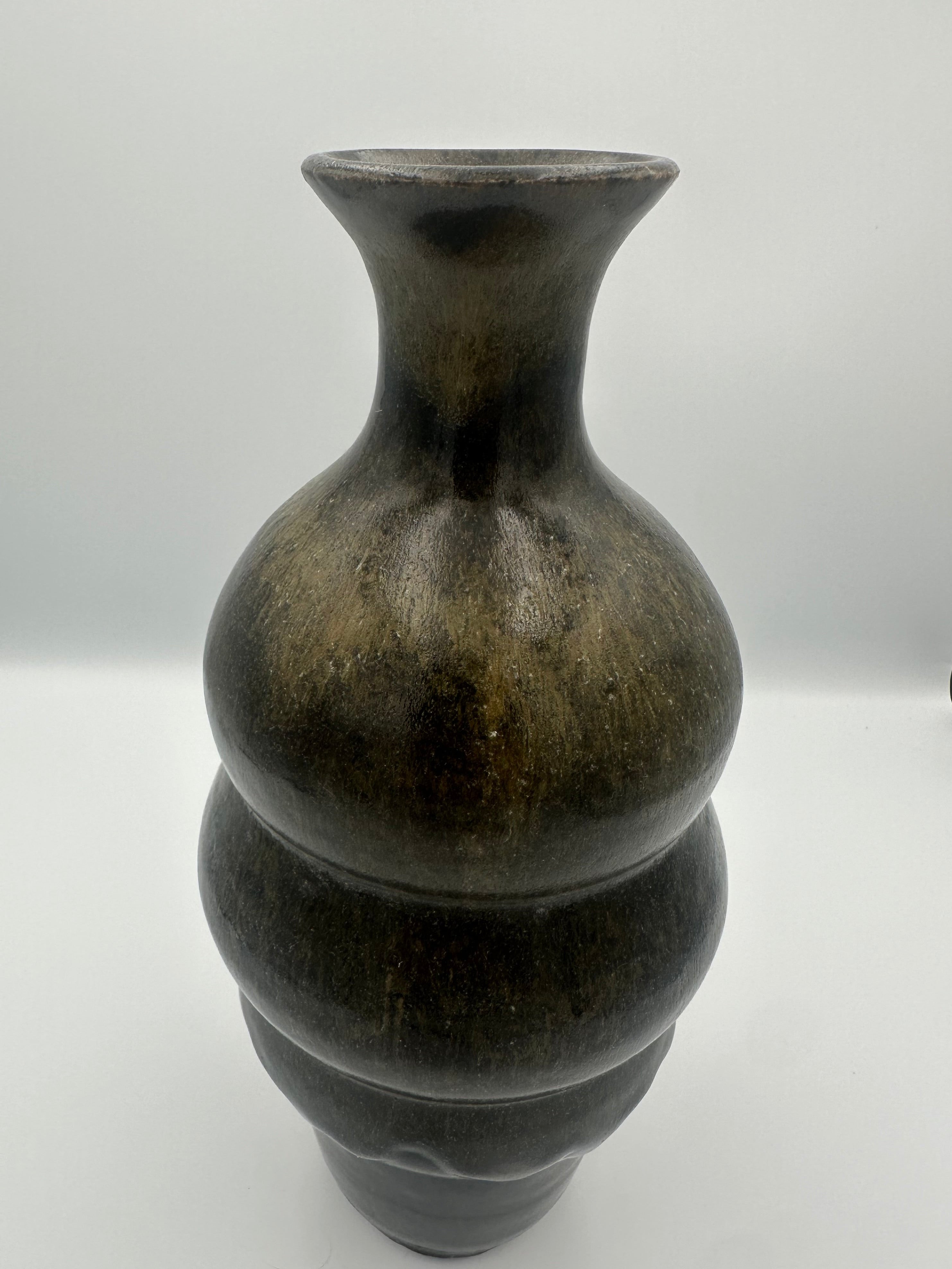 Bulbous Vase - Mossy Brown