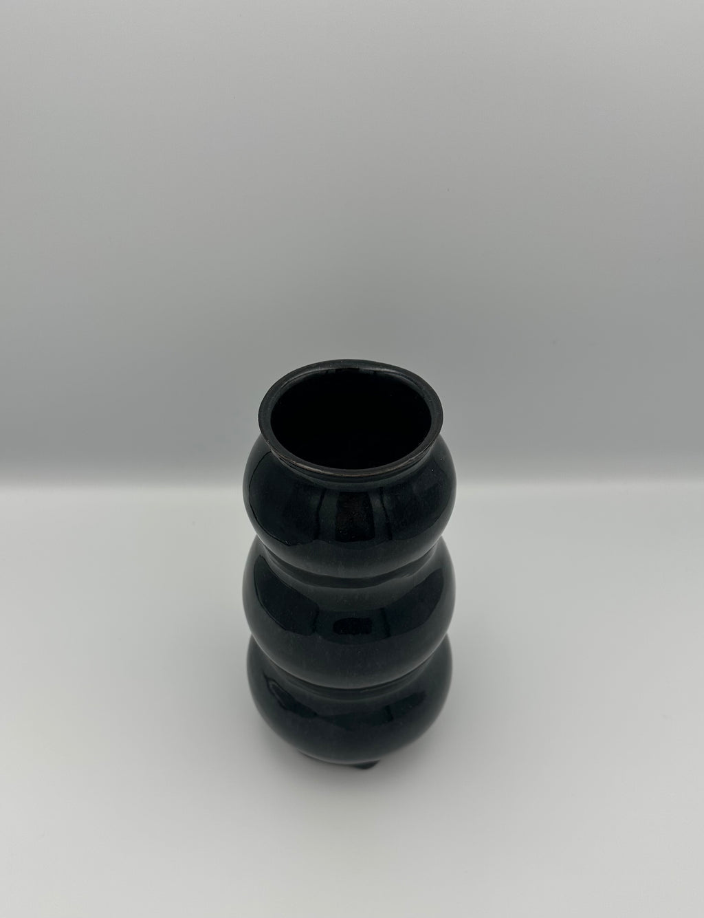 Bulbous Vase - Glossy Black