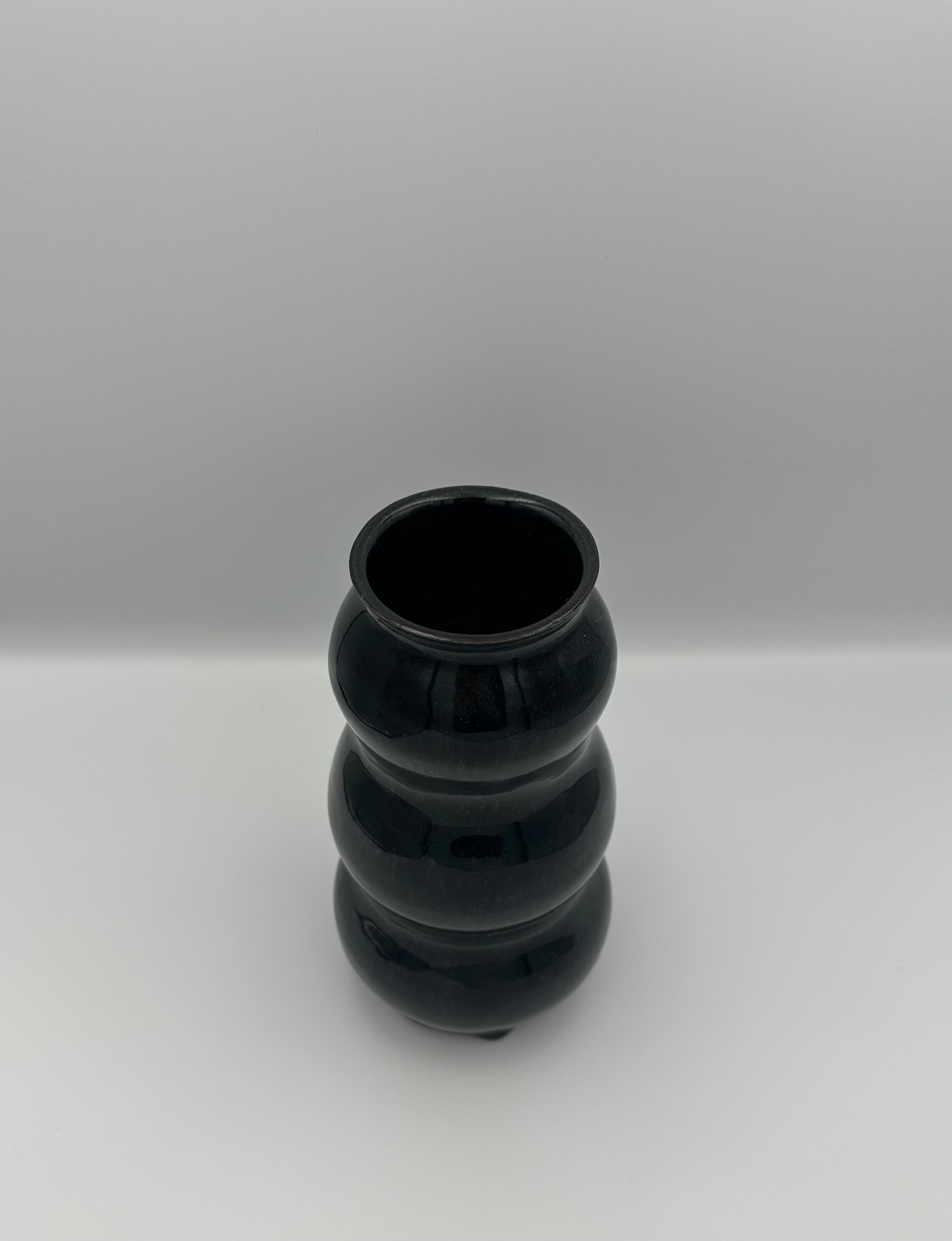 Bulbous Vase - Glossy Black