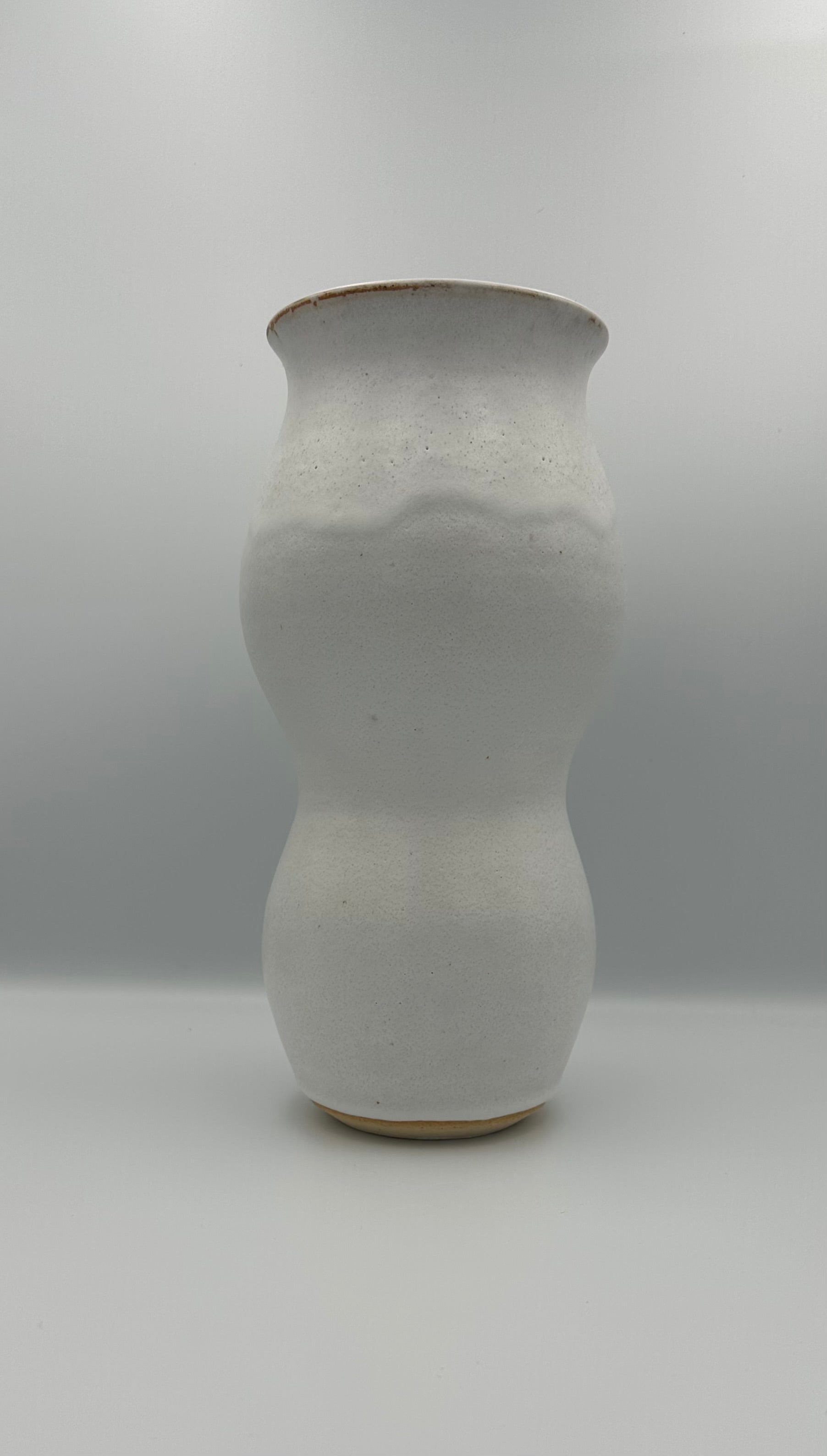 Bulbous Vase - Speckled White