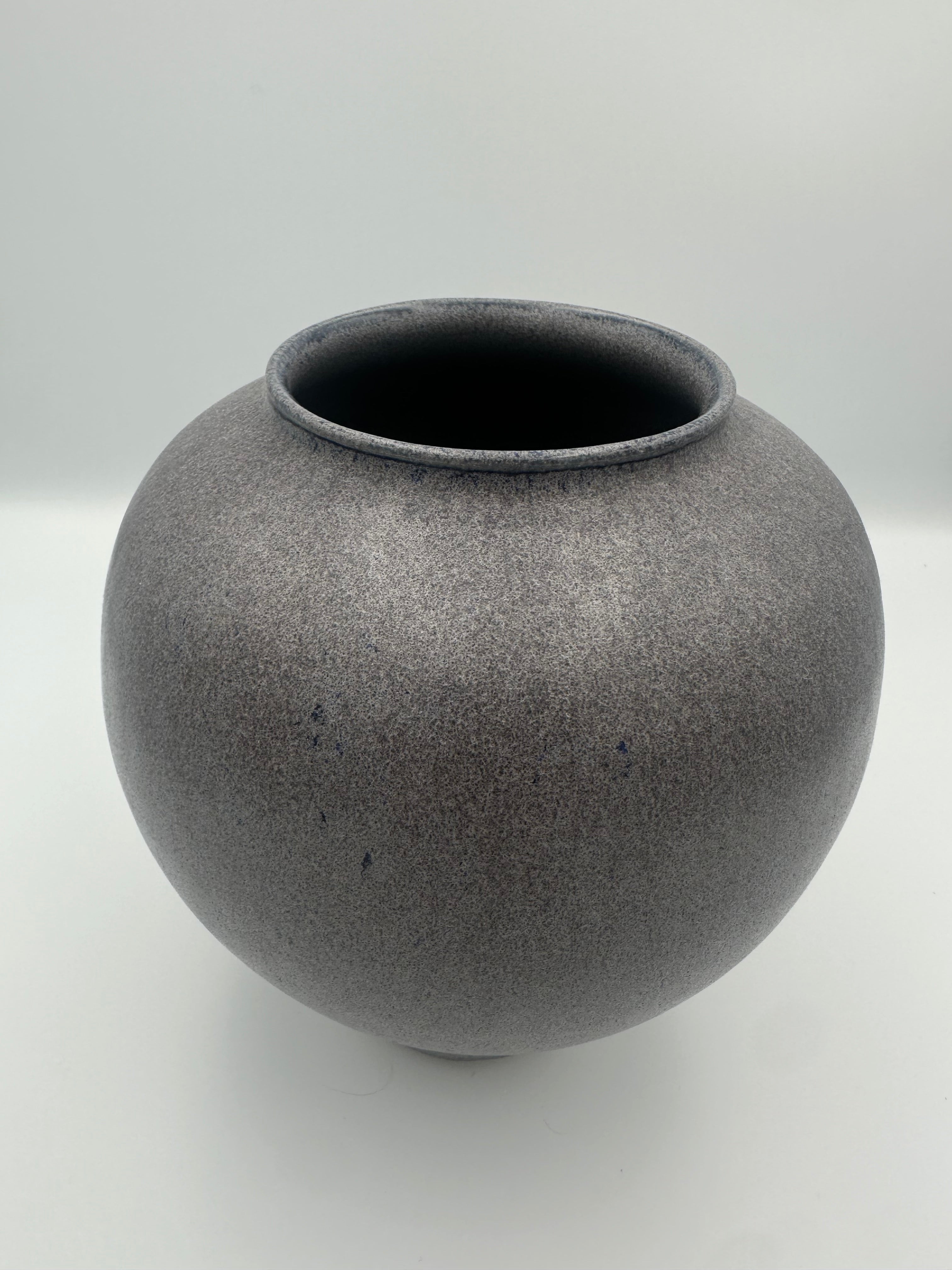 Bulbous Vase - Speckled Grey
