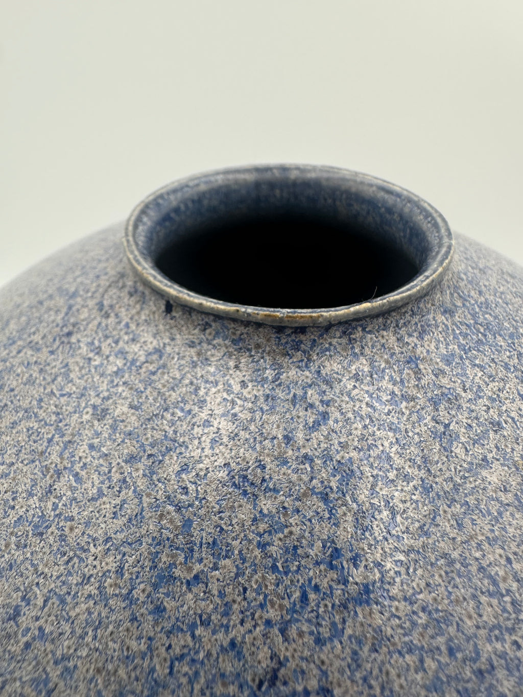 Bulbous Vase - Speckled Navy