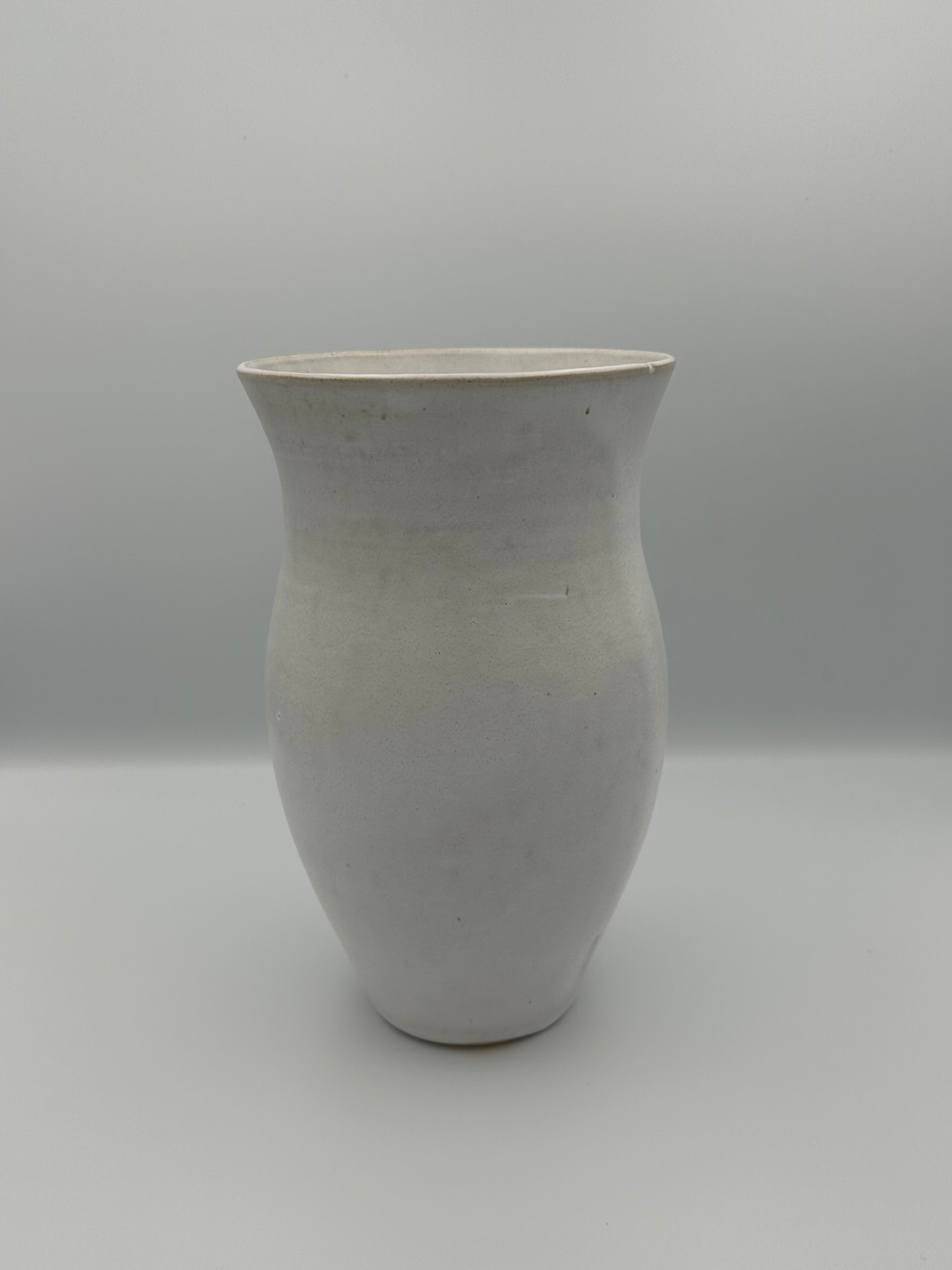 Bulbous Vase - Speckled White