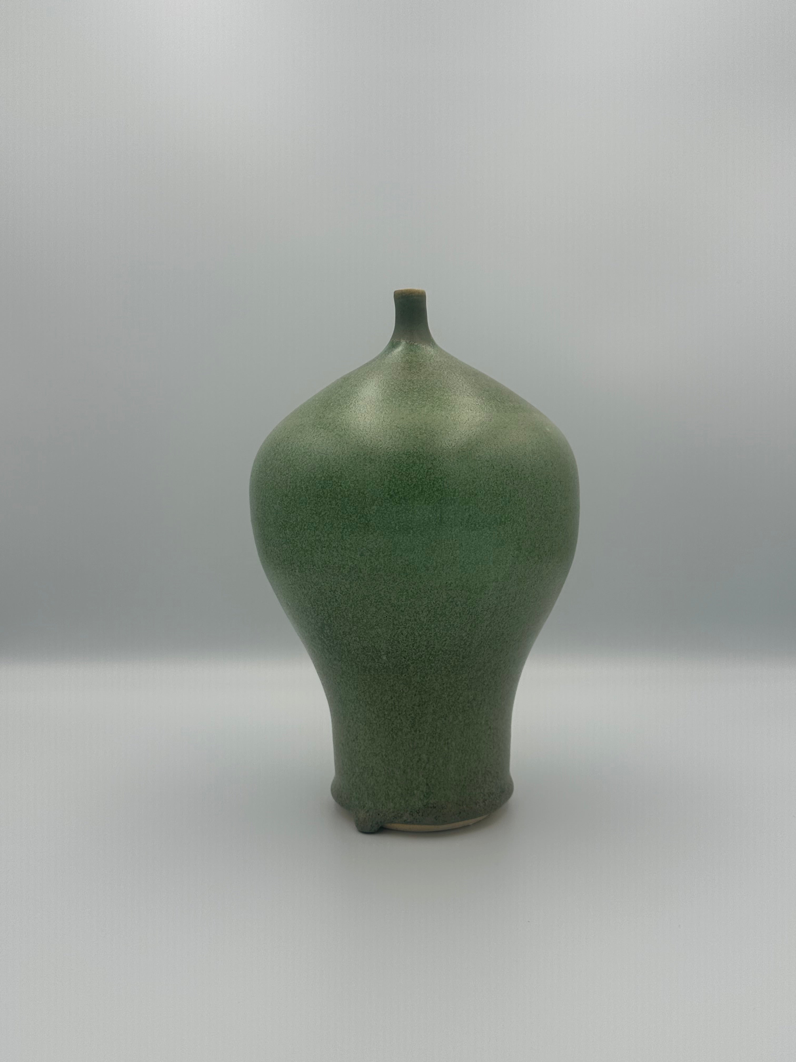 Bulbous Vase - Speckled Green