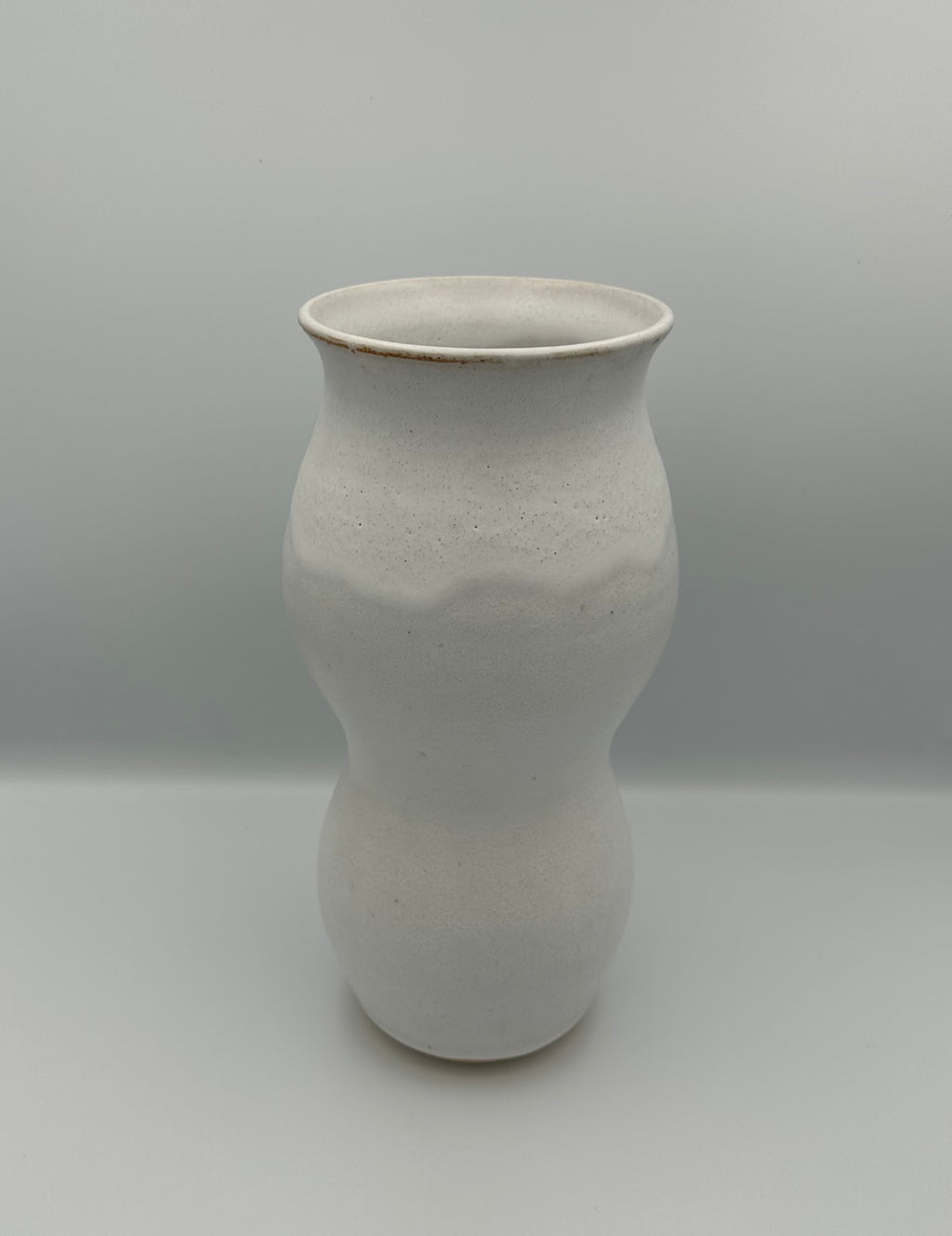 Bulbous Vase - Speckled White