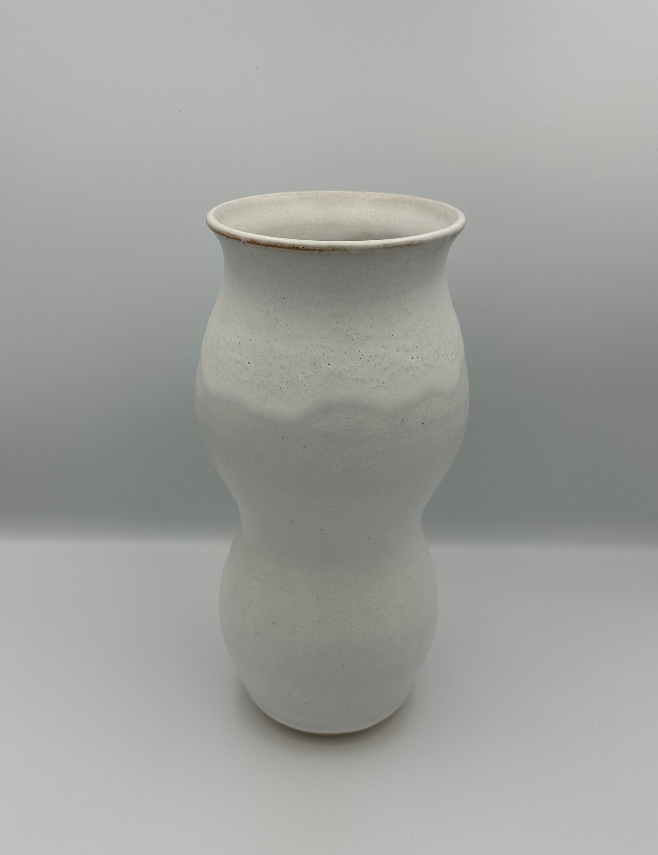 Bulbous Vase - Speckled White