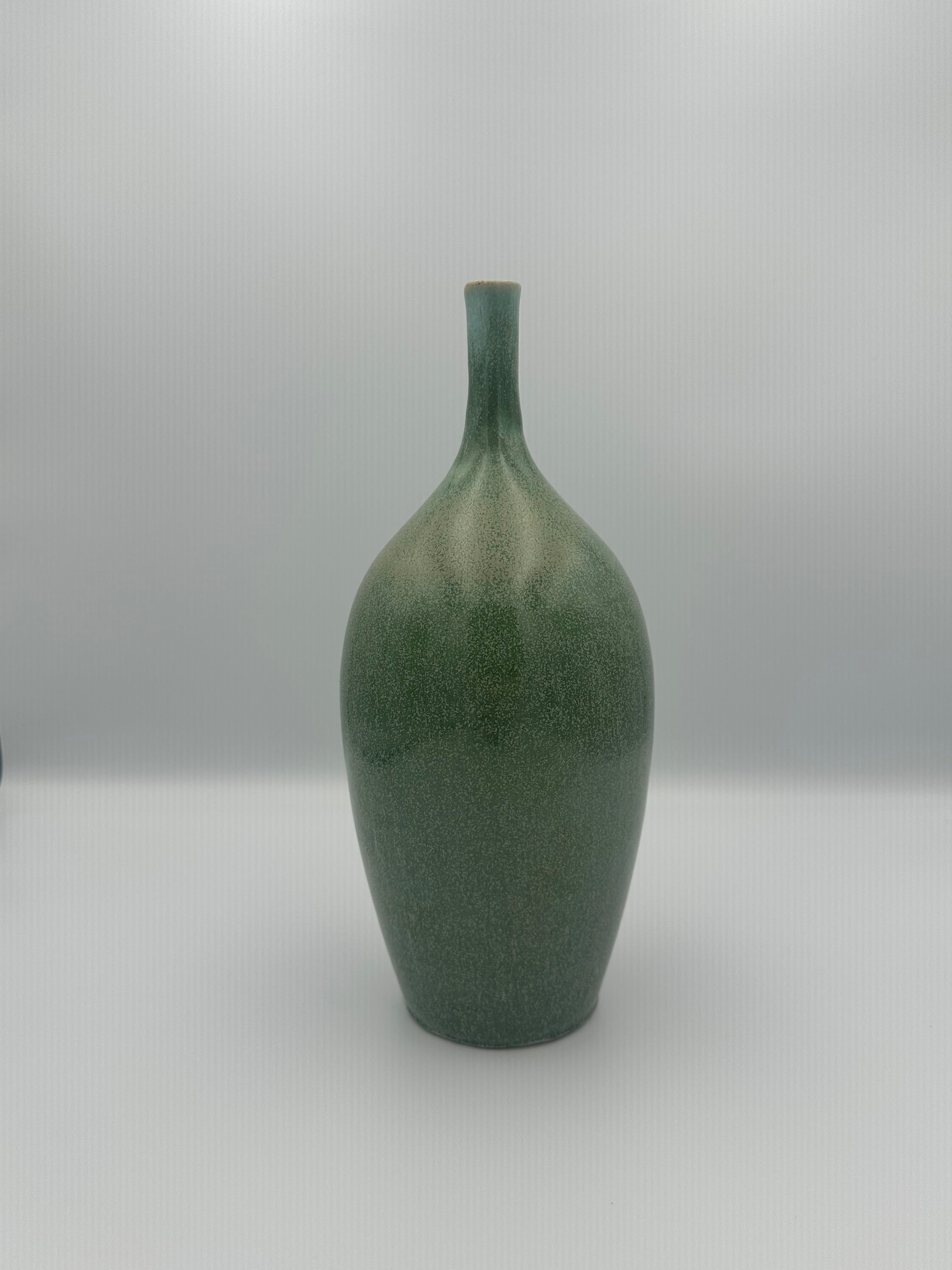 Teardrop Vase - Glossy Green