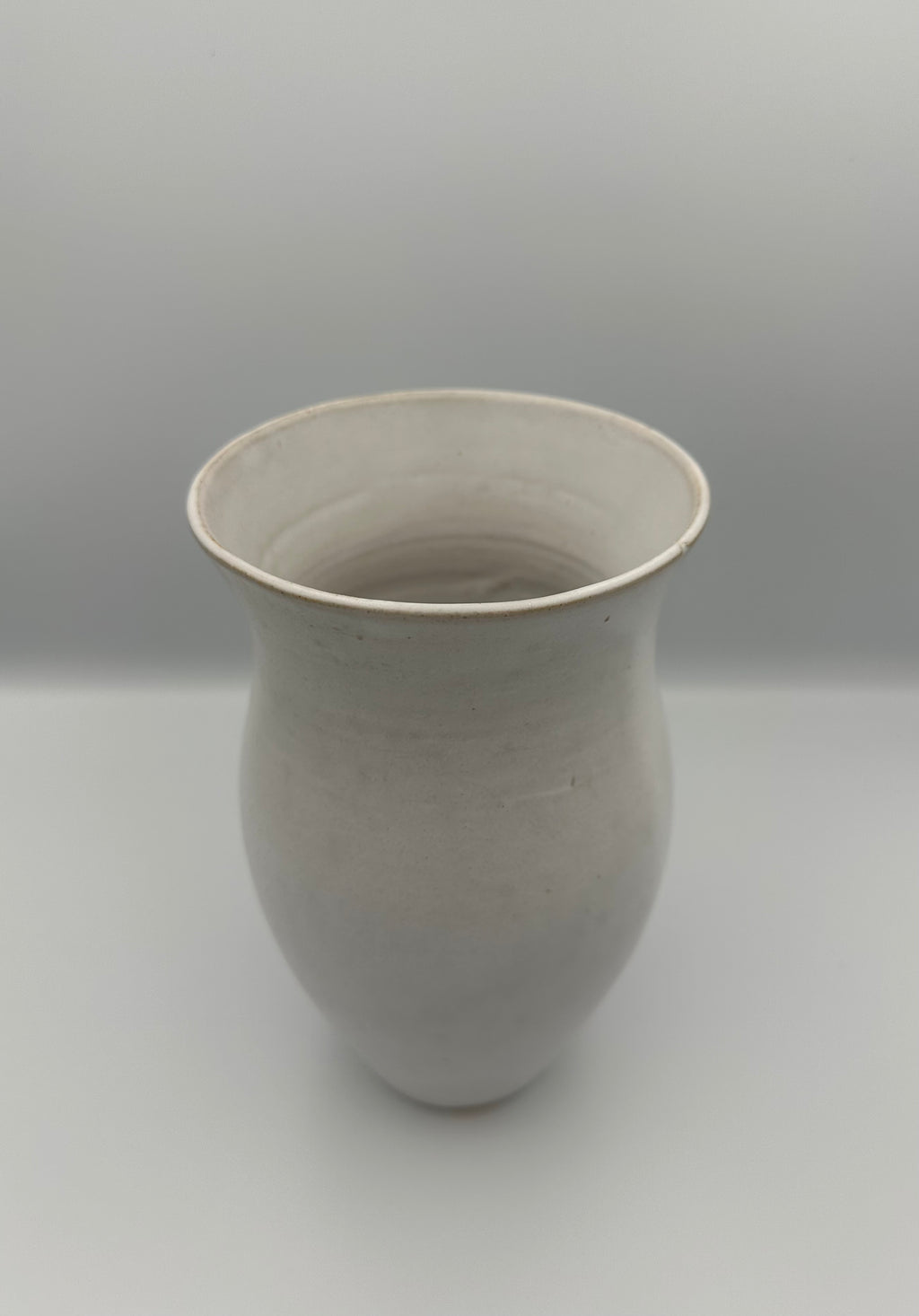 Bulbous Vase - Speckled White