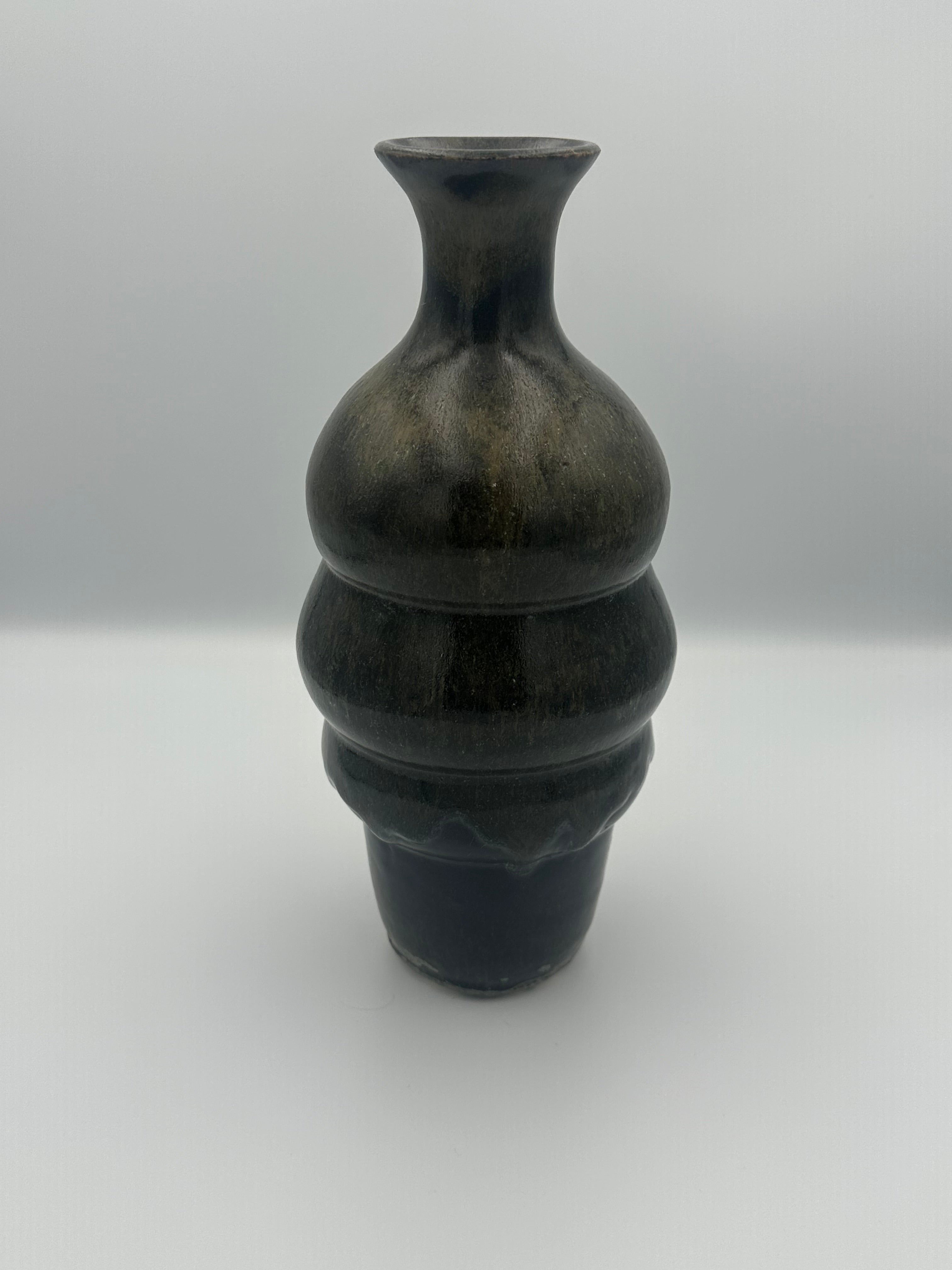 Bulbous Vase - Mossy Brown