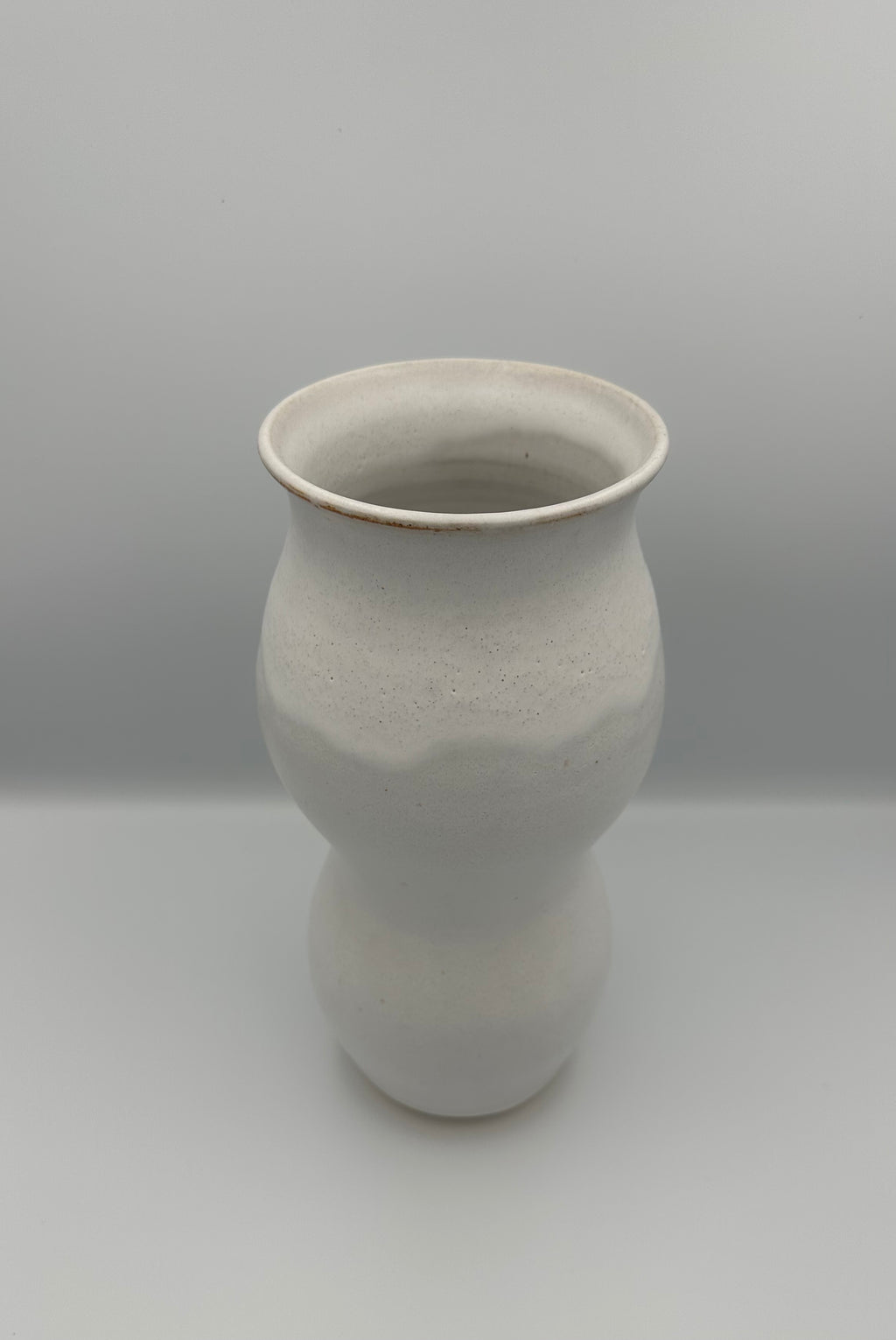 Bulbous Vase - Speckled White