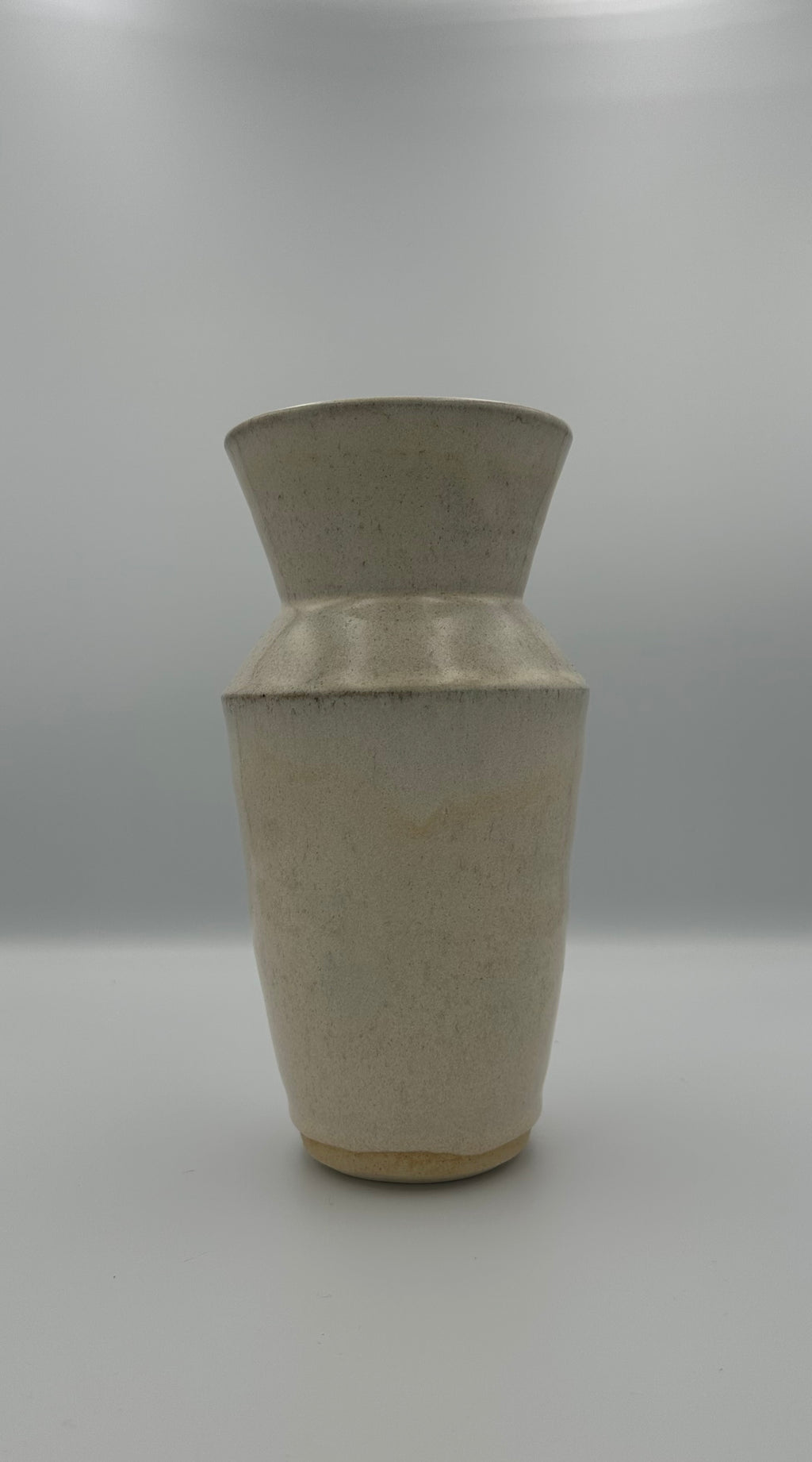 Angular Vase - Pearly White