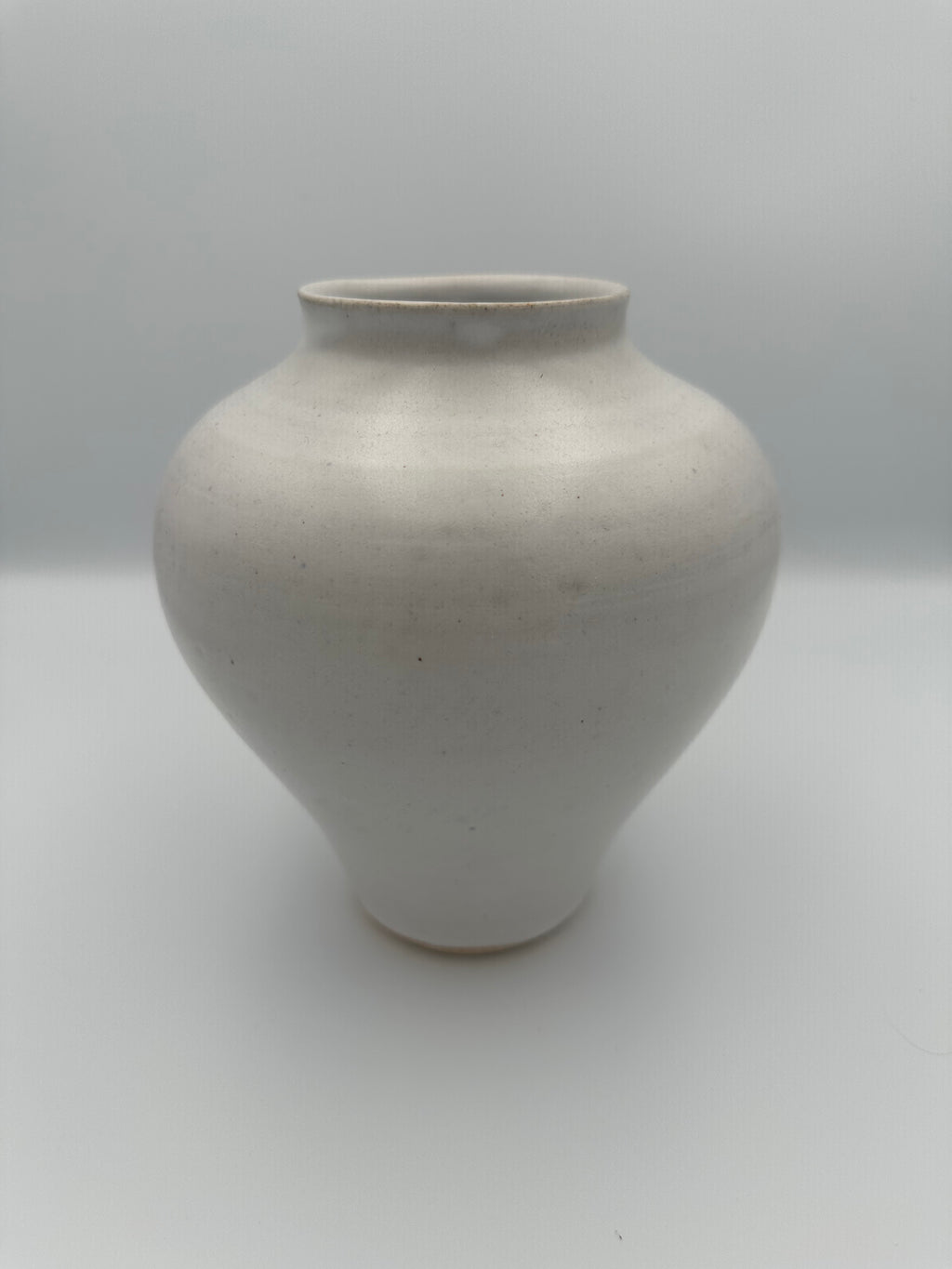 Bulbous Vase - Speckled White