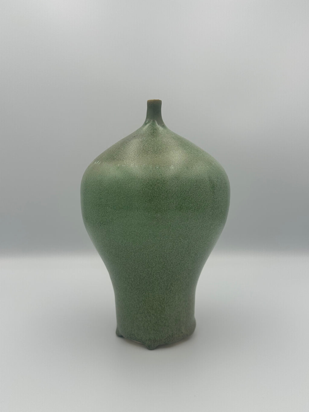 Bulbous Vase - Speckled Green