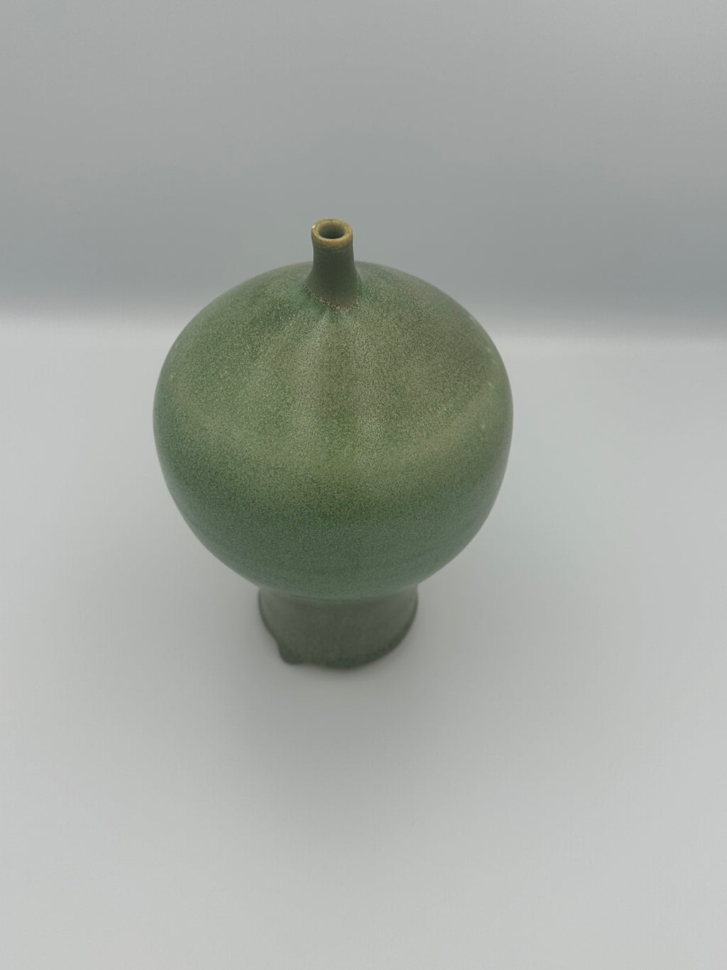 Bulbous Vase - Speckled Green