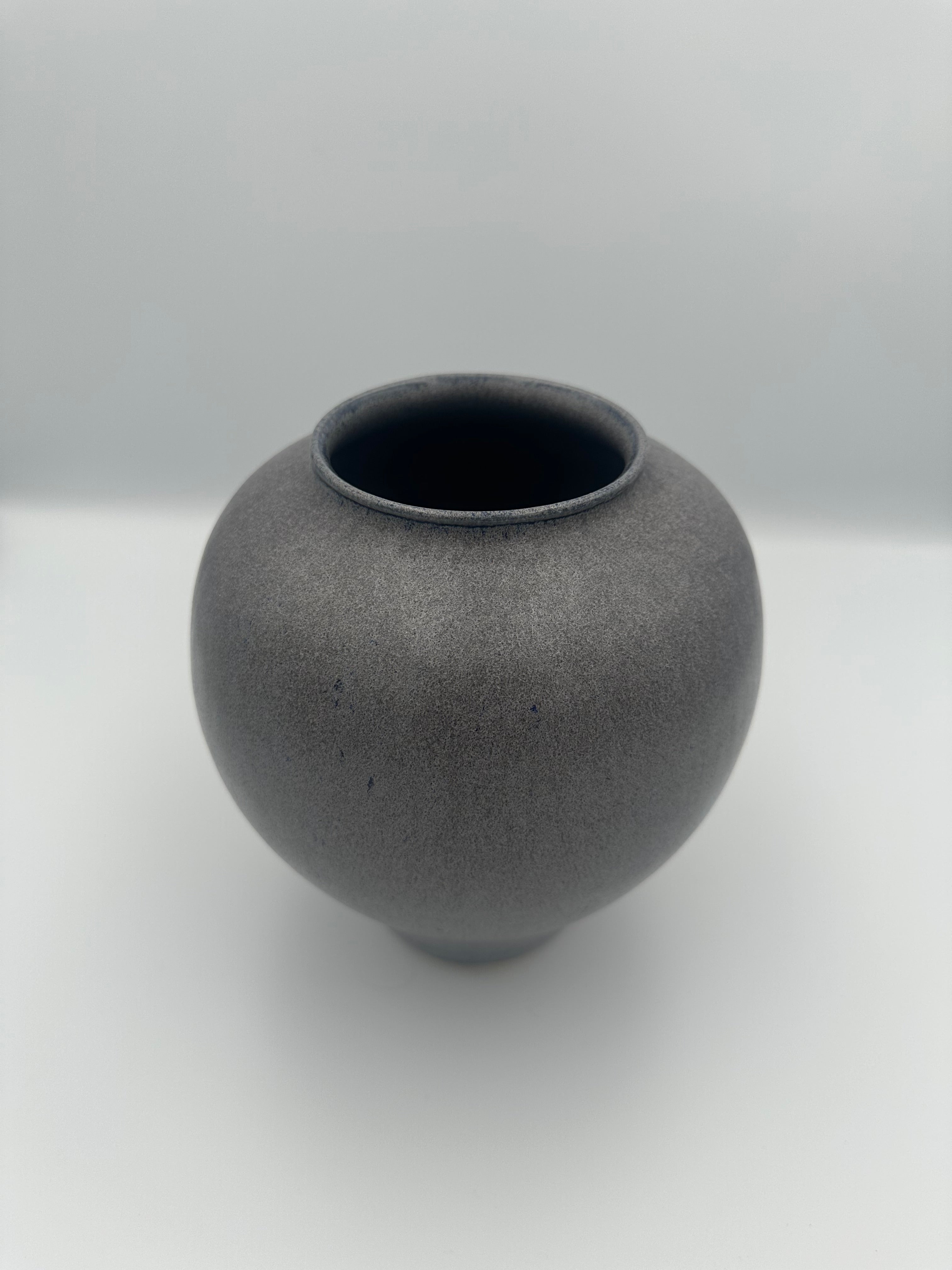 Bulbous Vase - Speckled Grey