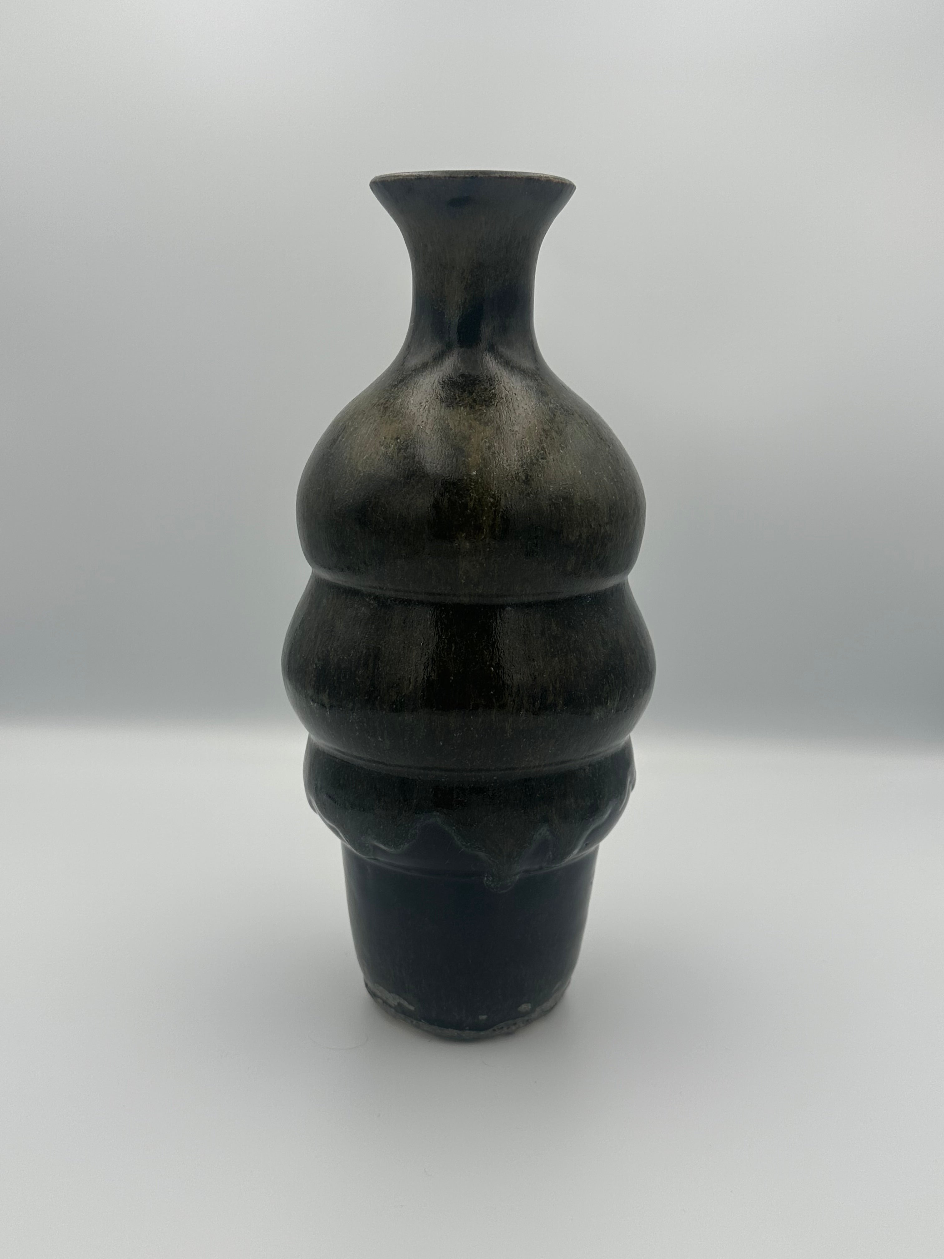 Bulbous Vase - Mossy Brown